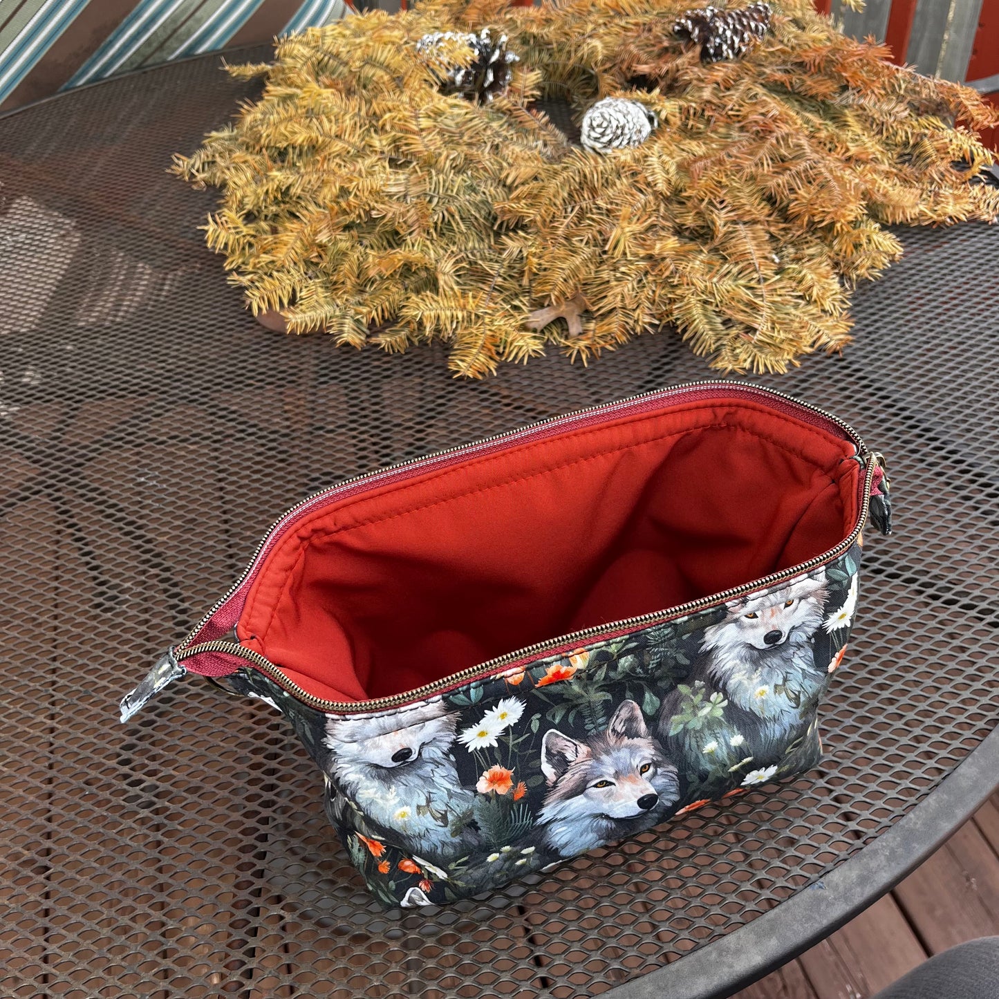 POUCH - RETREAT BAGS