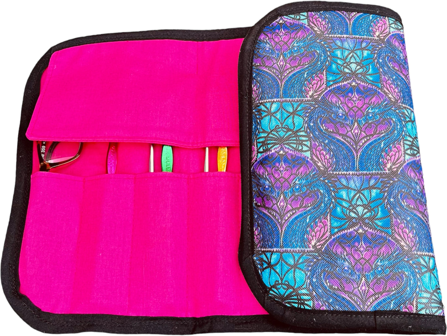 OTHER - CROCHET OR KNITTING NEEDLE Books